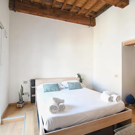 Daire Iflat Casa Di Design Nella Piazzetta *