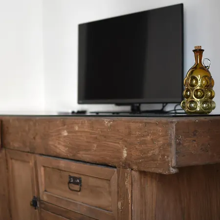 Daire Iflat Casa Di Design Nella Piazzetta *